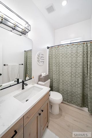 860 Montezuma St, Idaho Falls, ID 83402