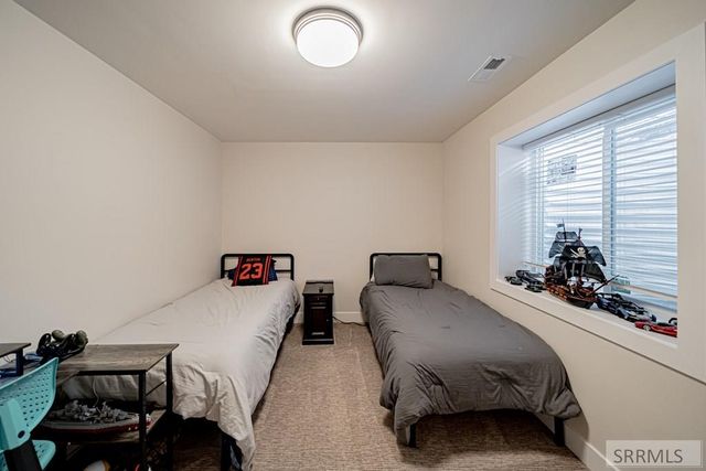 860 Montezuma St, Idaho Falls, ID 83402