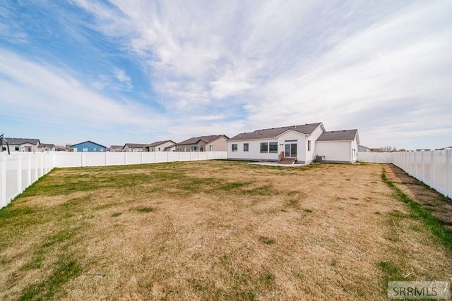 860 Montezuma St, Idaho Falls, ID 83402