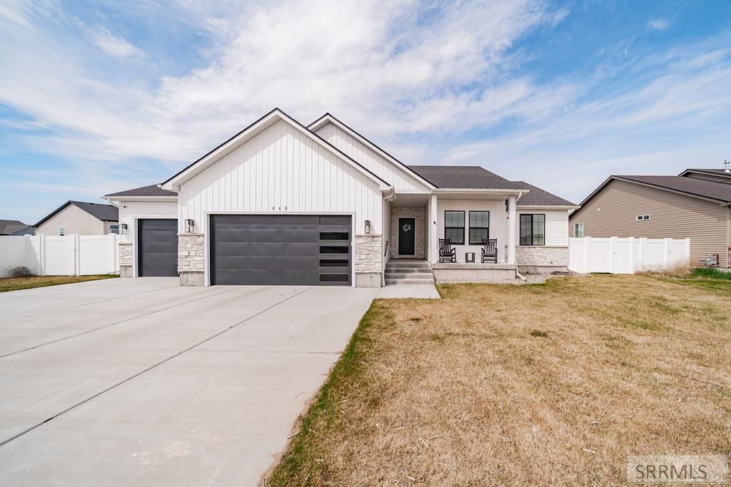 860 Montezuma St, Idaho Falls, ID 83402