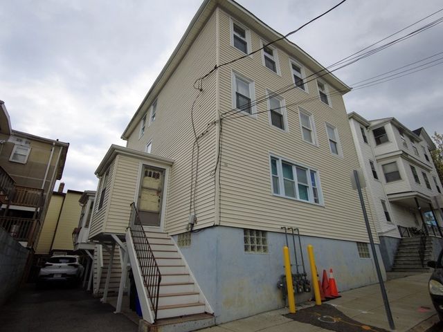 93 Webster St 2, Fall River, MA 02723