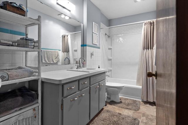 1504 Roosevelt AVENUE, Racine, WI 53406