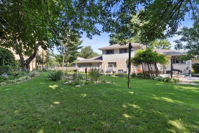 1504 Roosevelt AVENUE, Racine, WI 53406