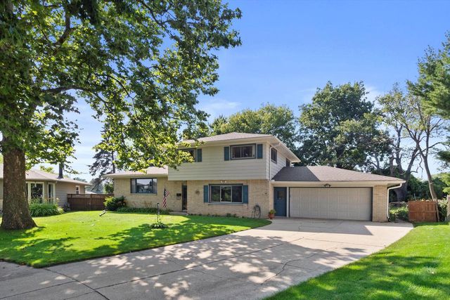 1504 Roosevelt AVENUE, Racine, WI 53406