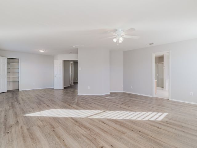 4901 Thorn Hollow Drive, Fort Worth, TX 76244