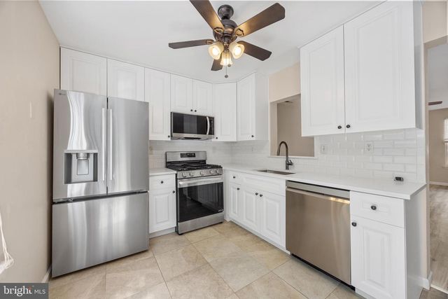134 BIRCH HOLLOW DR, Bordentown, NJ 08505