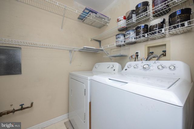 134 BIRCH HOLLOW DR, Bordentown, NJ 08505