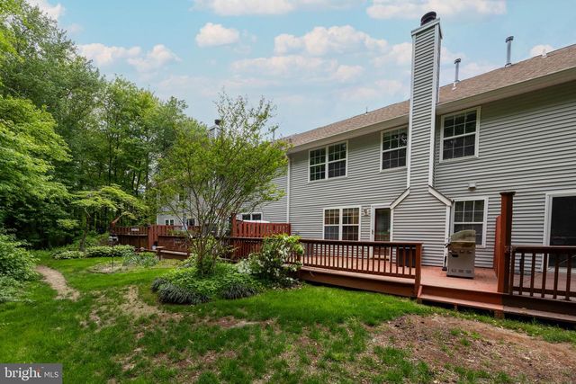 134 BIRCH HOLLOW DR, Bordentown, NJ 08505