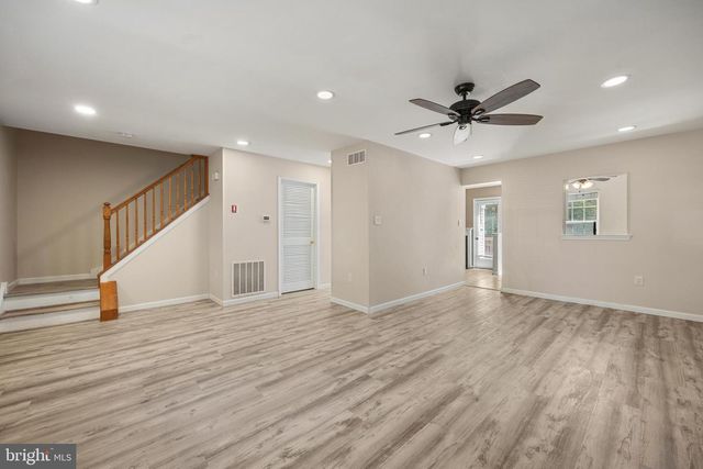 134 BIRCH HOLLOW DR, Bordentown, NJ 08505