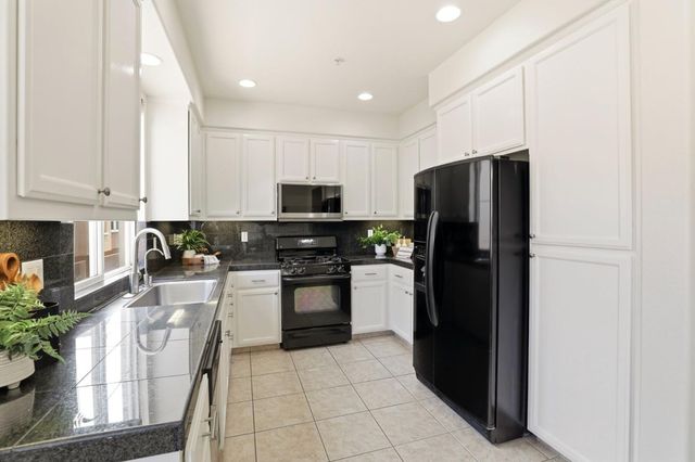 1933 Silva Place, Santa Clara, CA 95054