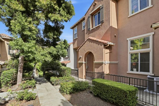 1933 Silva Place, Santa Clara, CA 95054