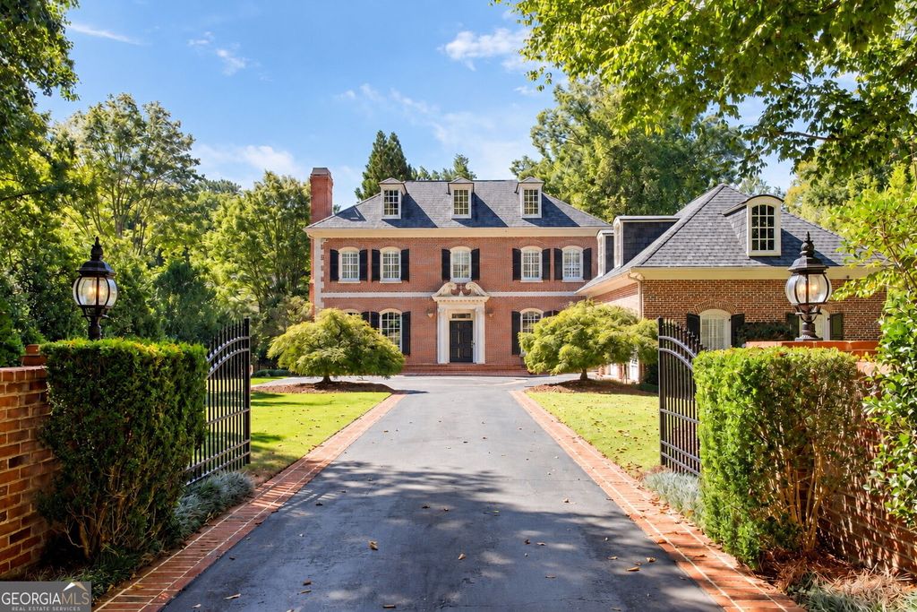 134 Blackland Road NW, Atlanta, GA 30342 — exterior