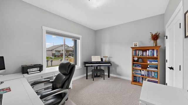 1675 Hadley Creek Drive NE, Rochester, MN 55906