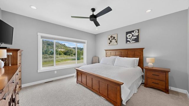1675 Hadley Creek Drive NE, Rochester, MN 55906