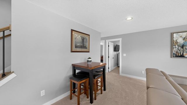 1675 Hadley Creek Drive NE, Rochester, MN 55906