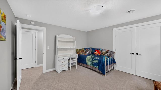 1675 Hadley Creek Drive NE, Rochester, MN 55906