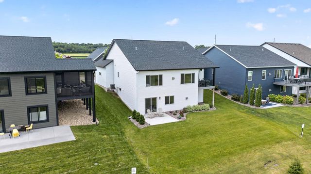 1675 Hadley Creek Drive NE, Rochester, MN 55906