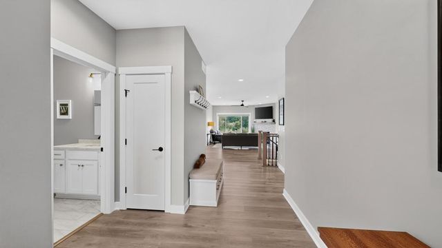 1675 Hadley Creek Drive NE, Rochester, MN 55906