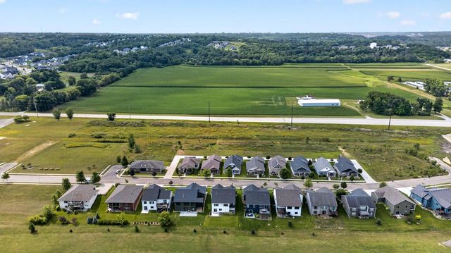 1675 Hadley Creek Drive NE, Rochester, MN 55906