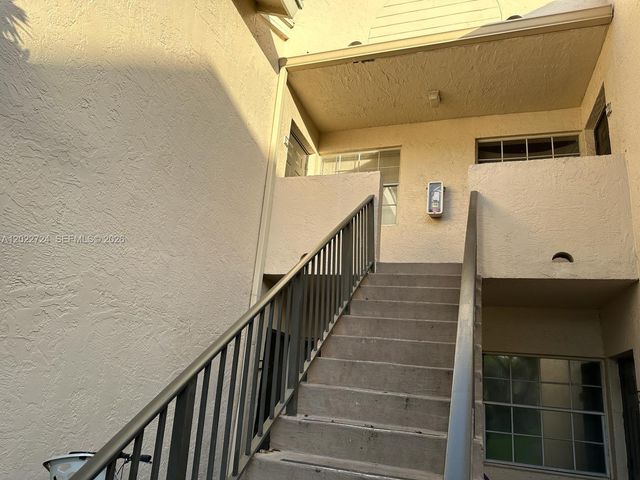 631 Cypress Lake Blvd O17, Deerfield Beach, FL 33064