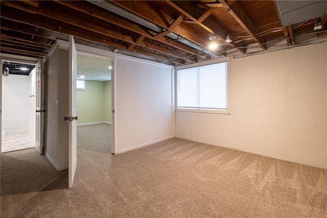 12800 E 49th Street S, Independence, MO 64055