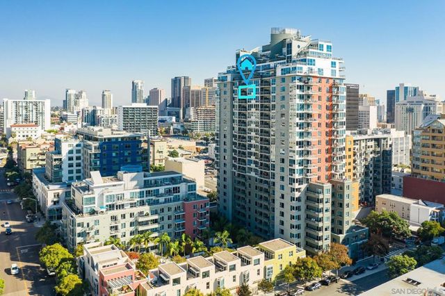 300 W Beech 1906, San Diego, CA 92101
