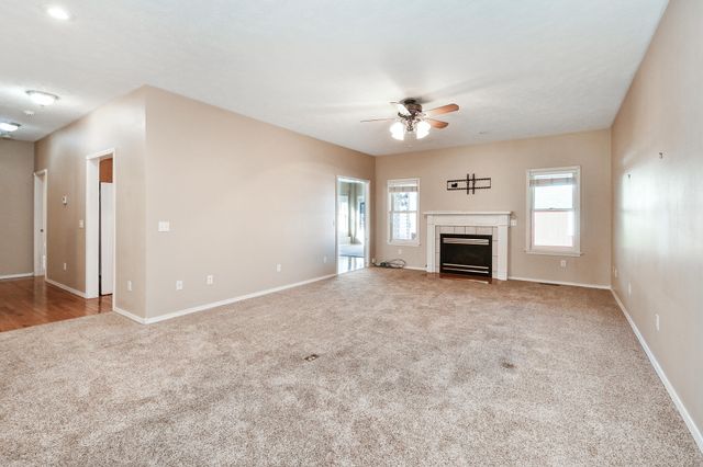 609 N Elderberry Lane, Nixa, MO 65714