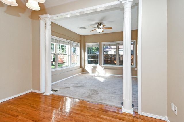 609 N Elderberry Lane, Nixa, MO 65714