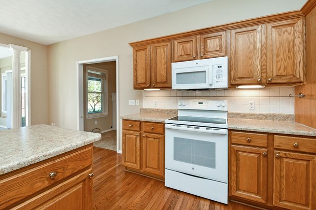 609 N Elderberry Lane, Nixa, MO 65714