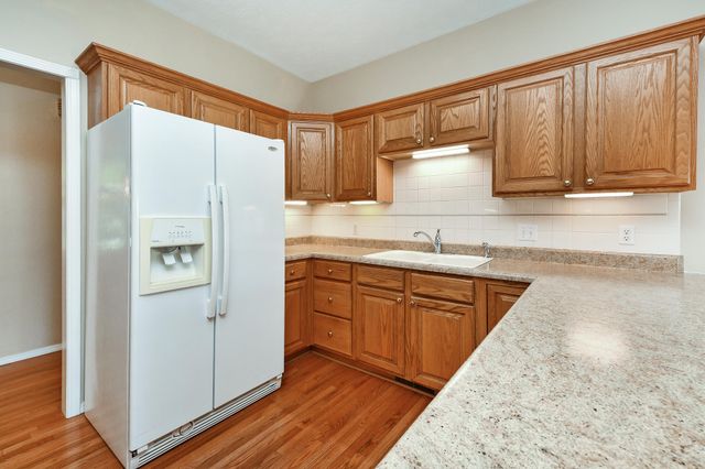 609 N Elderberry Lane, Nixa, MO 65714