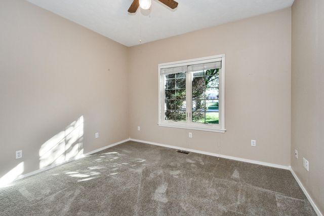 609 N Elderberry Lane, Nixa, MO 65714