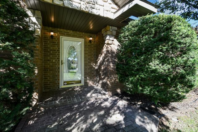 609 N Elderberry Lane, Nixa, MO 65714