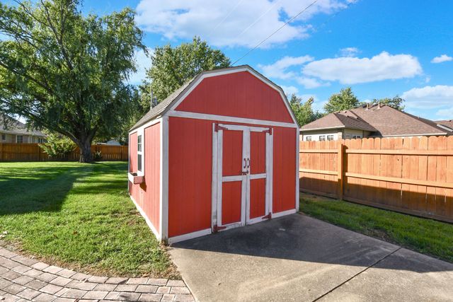 609 N Elderberry Lane, Nixa, MO 65714