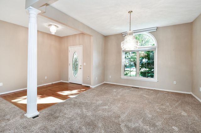 609 N Elderberry Lane, Nixa, MO 65714