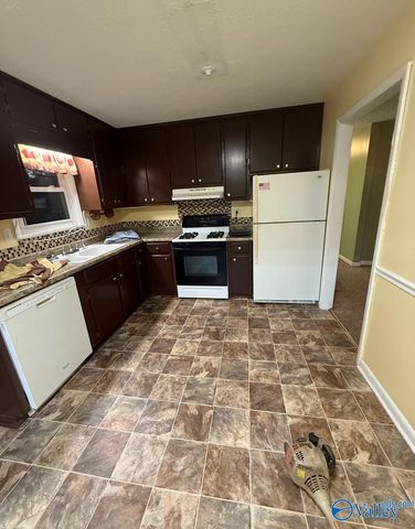 403 Garmon Avenue, Boaz, AL 35957