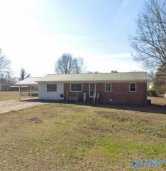 403 Garmon Avenue, Boaz, AL 35957