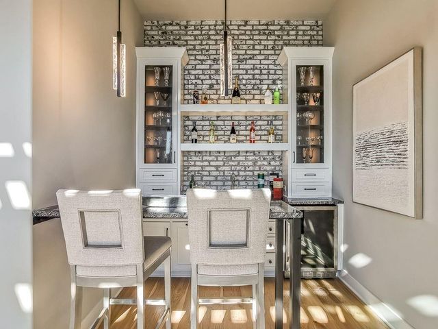 2908 NE 102nd Street, Kansas City, MO 64155