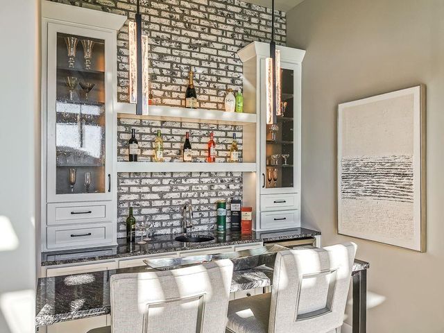 2908 NE 102nd Street, Kansas City, MO 64155