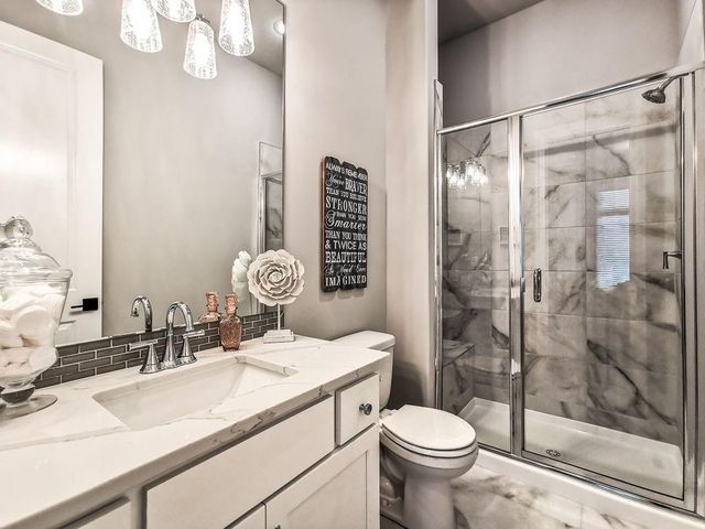 2908 NE 102nd Street, Kansas City, MO 64155