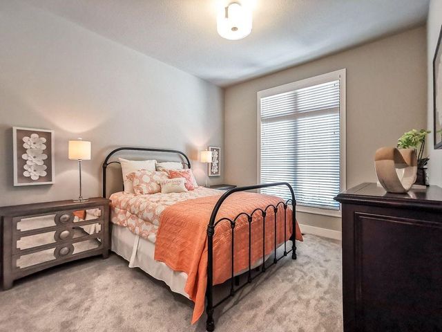 2908 NE 102nd Street, Kansas City, MO 64155