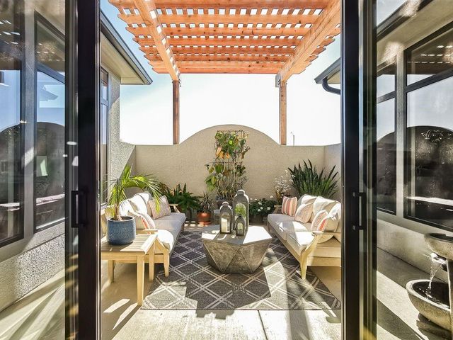 2908 NE 102nd Street, Kansas City, MO 64155