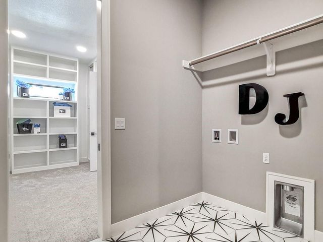 2908 NE 102nd Street, Kansas City, MO 64155