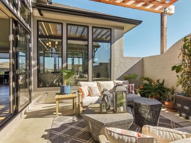 2908 NE 102nd Street, Kansas City, MO 64155