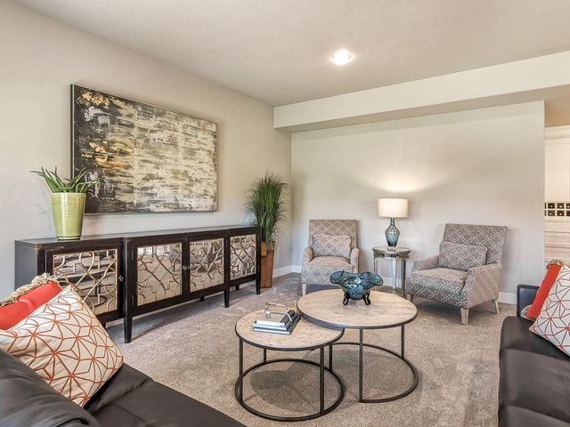 2908 NE 102nd Street, Kansas City, MO 64155