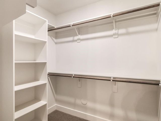 2908 NE 102nd Street, Kansas City, MO 64155