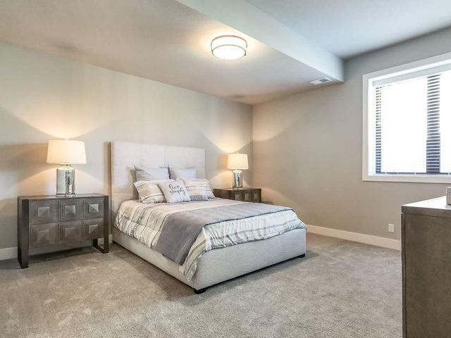 2908 NE 102nd Street, Kansas City, MO 64155