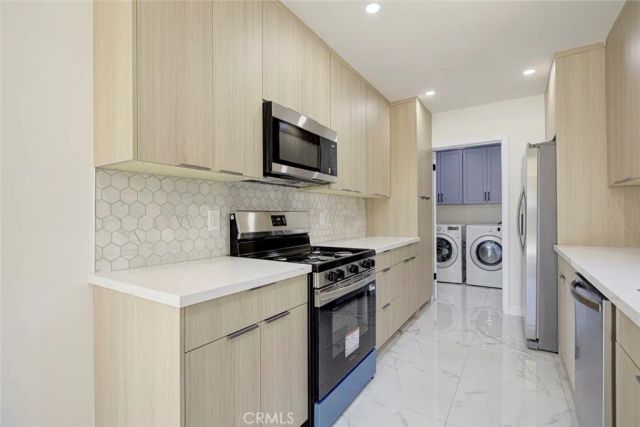8358 Nestle, Northridge, CA 91325
