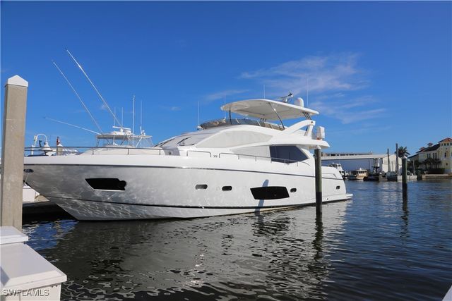 909 10th ST S, Naples, FL 34102