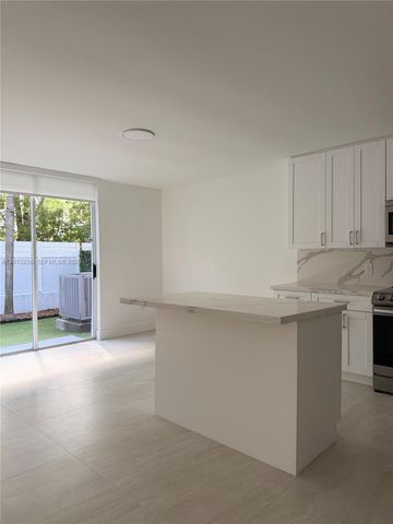 8725 SW 158th Pl 8725, Miami, FL 33193