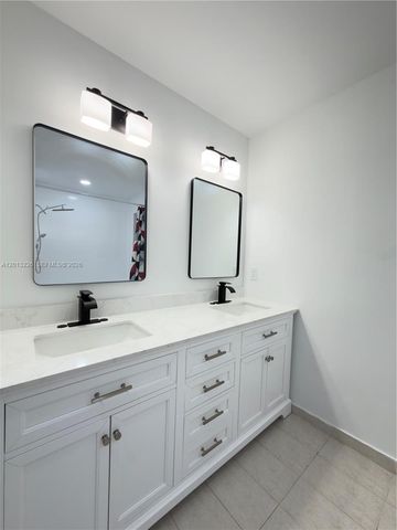 8725 SW 158th Pl 8725, Miami, FL 33193